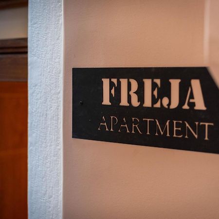 Freja- Luxury Studio Apartment Old Town Zadar Center Exteriör bild